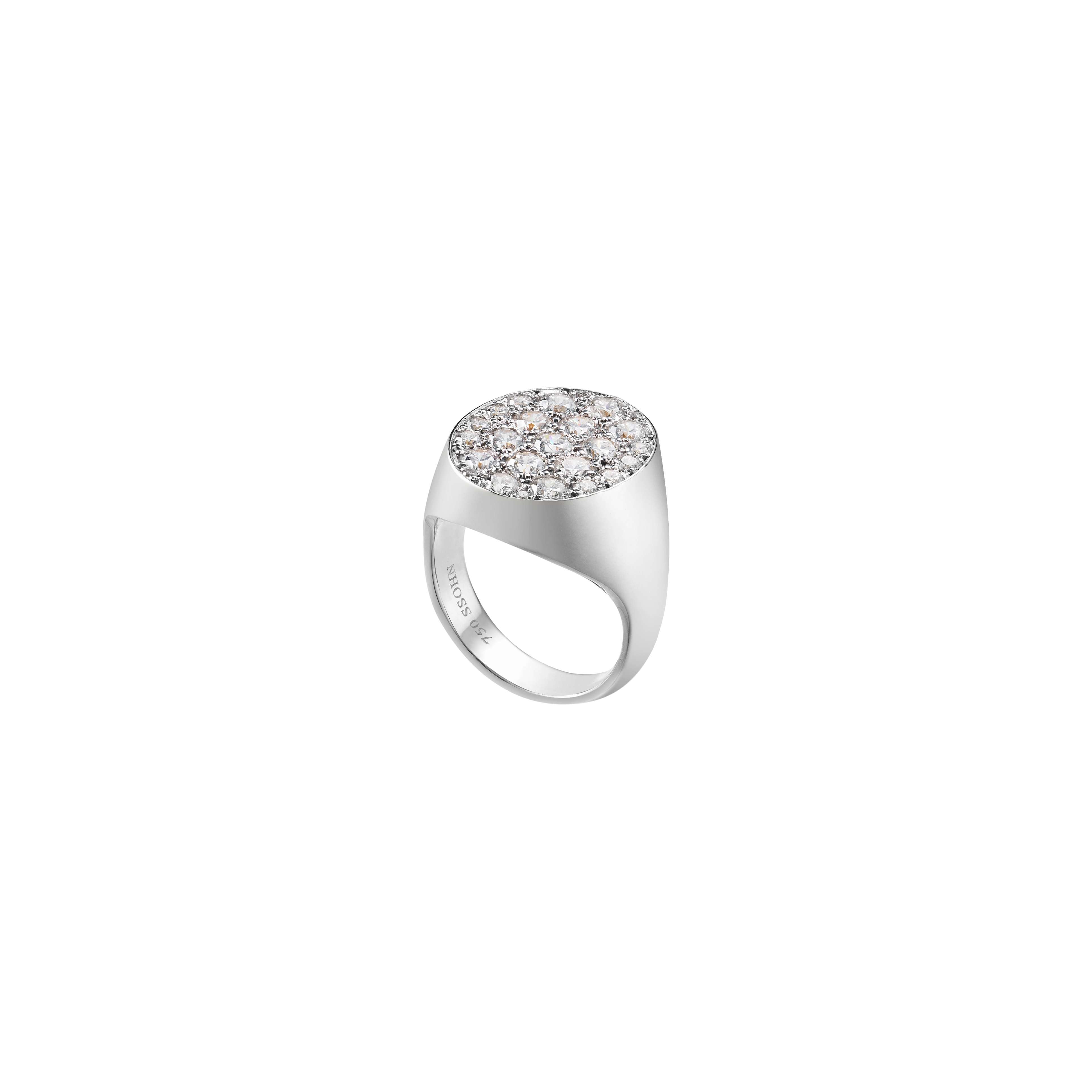 Oval Pavé Ring L / LAB