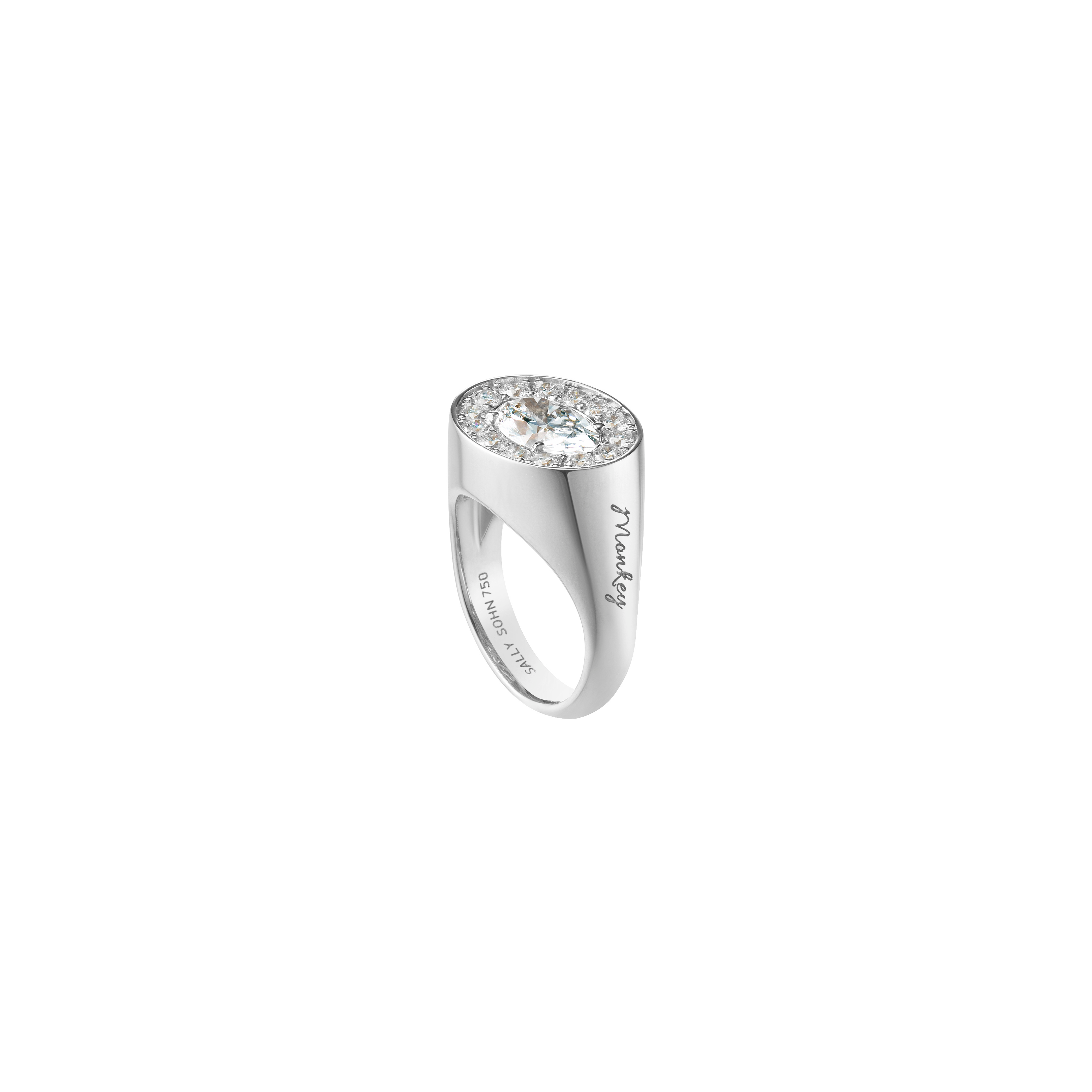 Oval Halo Ring / LAB